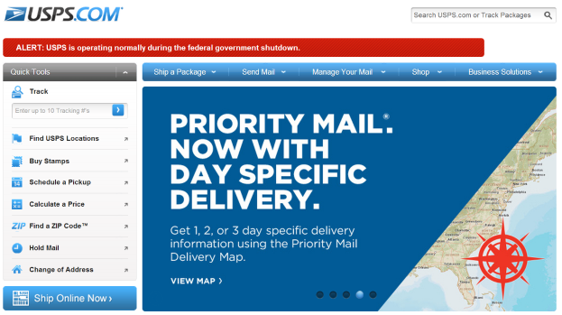 Screenshot der USPS Priority Mail-Seite mit dem Text "Priority Mail Now with Day Specific Delivery" und einer Karte, die den Dienstort zeigt.