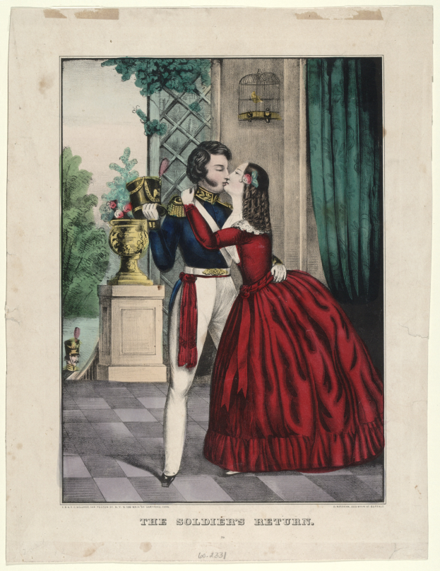 Ein Mann und eine Frau in einem roten Kleid umarmen und küssen sich vor einem Fenster, mit einem Blumenstrauß auf einem Sockel im Vordergrund, Bäumen im Hintergrund und einem Vorhang auf der rechten Seite. Text ist unten im Bild zu sehen.