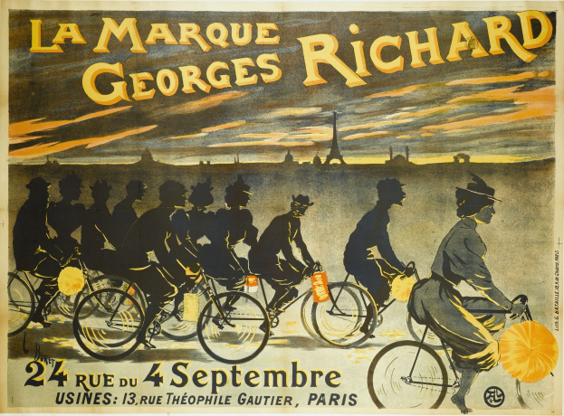Ein Plakat, das ein Fahrradrennen in Paris, Frankreich, ankündigt, mit einer Gruppe von Radfahrern vor dem Eiffelturm und einem Text, der das Ereignis beschreibt.
