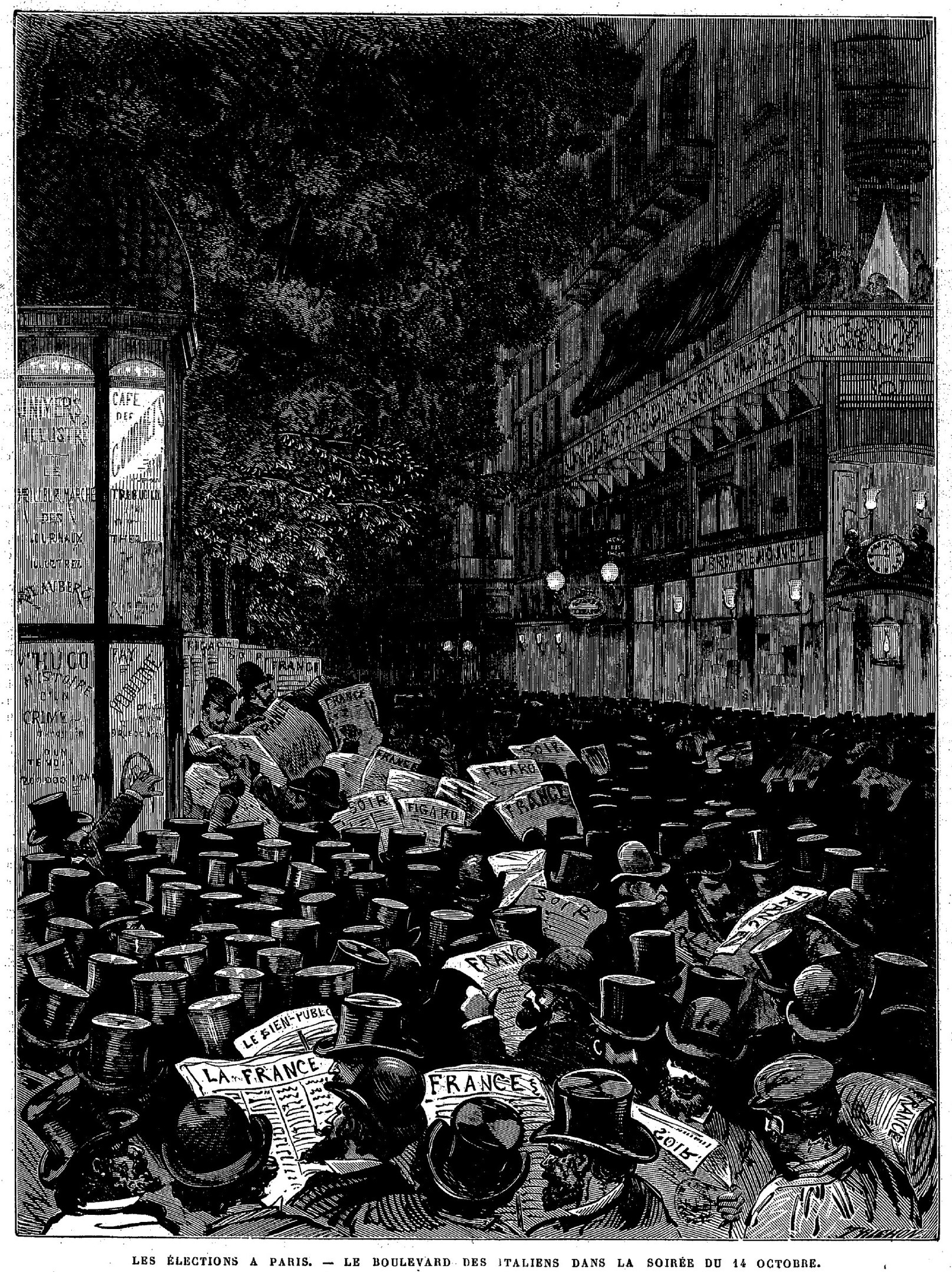 Schwarz-weiß-Illustration einer Menschenmenge auf einer Pariser Straße am Abend des 16. Oktober 1885 mit einem Gebäude auf der rechten Seite und einem Baum im Hintergrund, betitelt "Les élections à Paris, le boulevard des italiens dans la soirée du 16 octobre 1885."